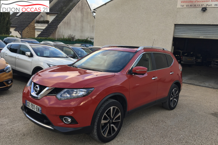 NISSAN X-TRAIL