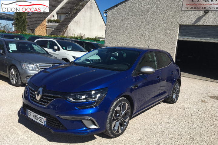 RENAULT MEGANE IV BERLINE